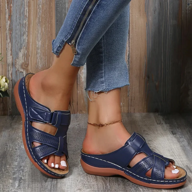Sandales à enfiler pour femme avec bride à boucle réglable