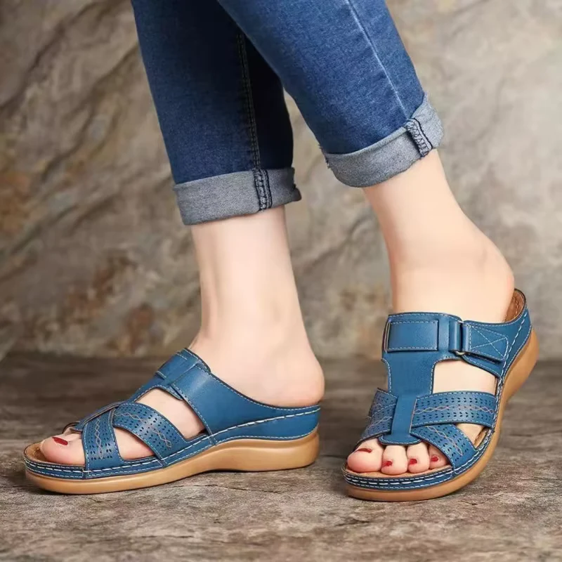 Sandales à enfiler pour femme avec bride à boucle réglable