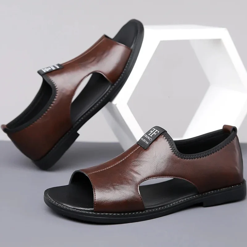 Sandales à enfiler pour homme avec bout ouvert