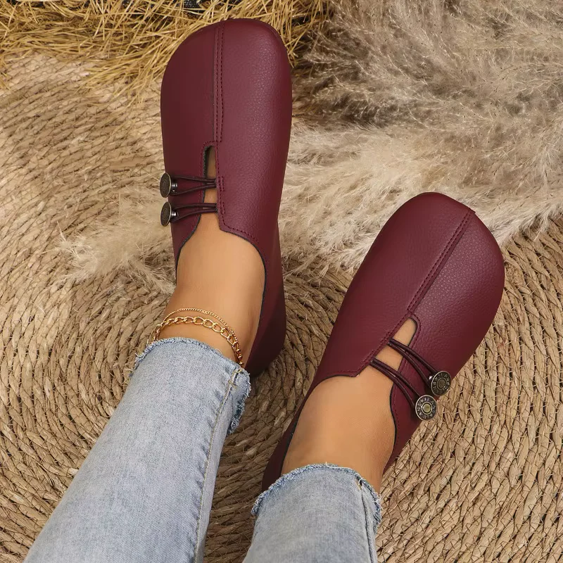 Chaussures plates à bout rond pour femme avec fermeture à bouton