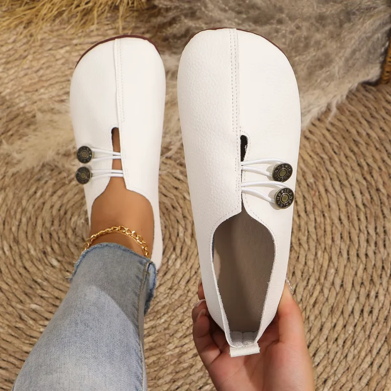 Chaussures plates à bout rond pour femme avec fermeture à bouton