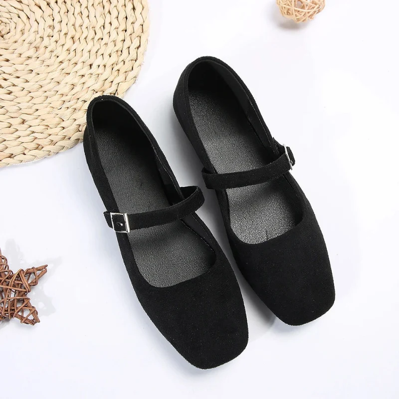 Ballerines pour femme à talon bas avec bride à boucle