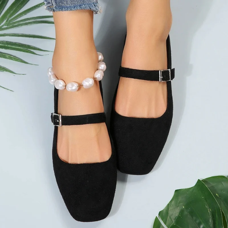 Ballerines pour femme à talon bas avec bride à boucle