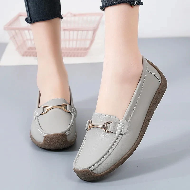Chaussures plates pour femme avec design à enfiler