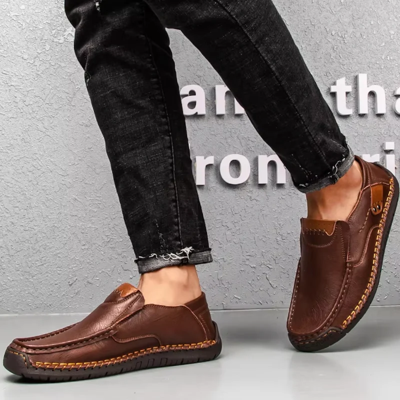 Mocassins à enfiler pour homme avec design léger