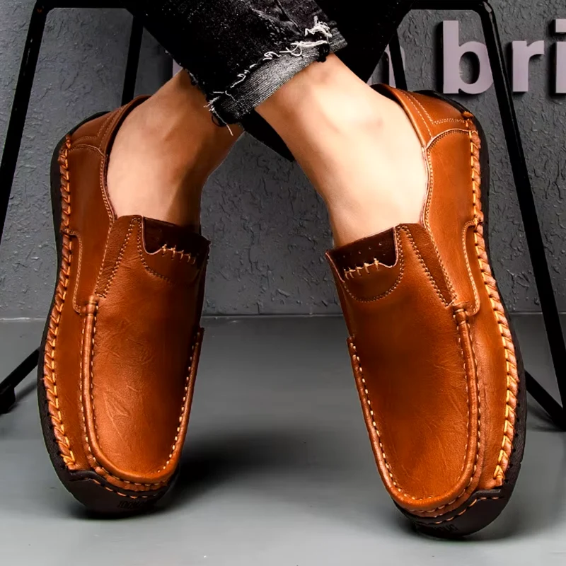 Mocassins à enfiler pour homme avec design léger