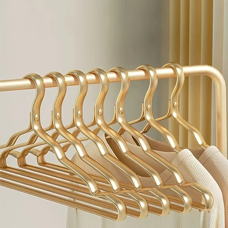 Cintres antidérapants pour vêtements
