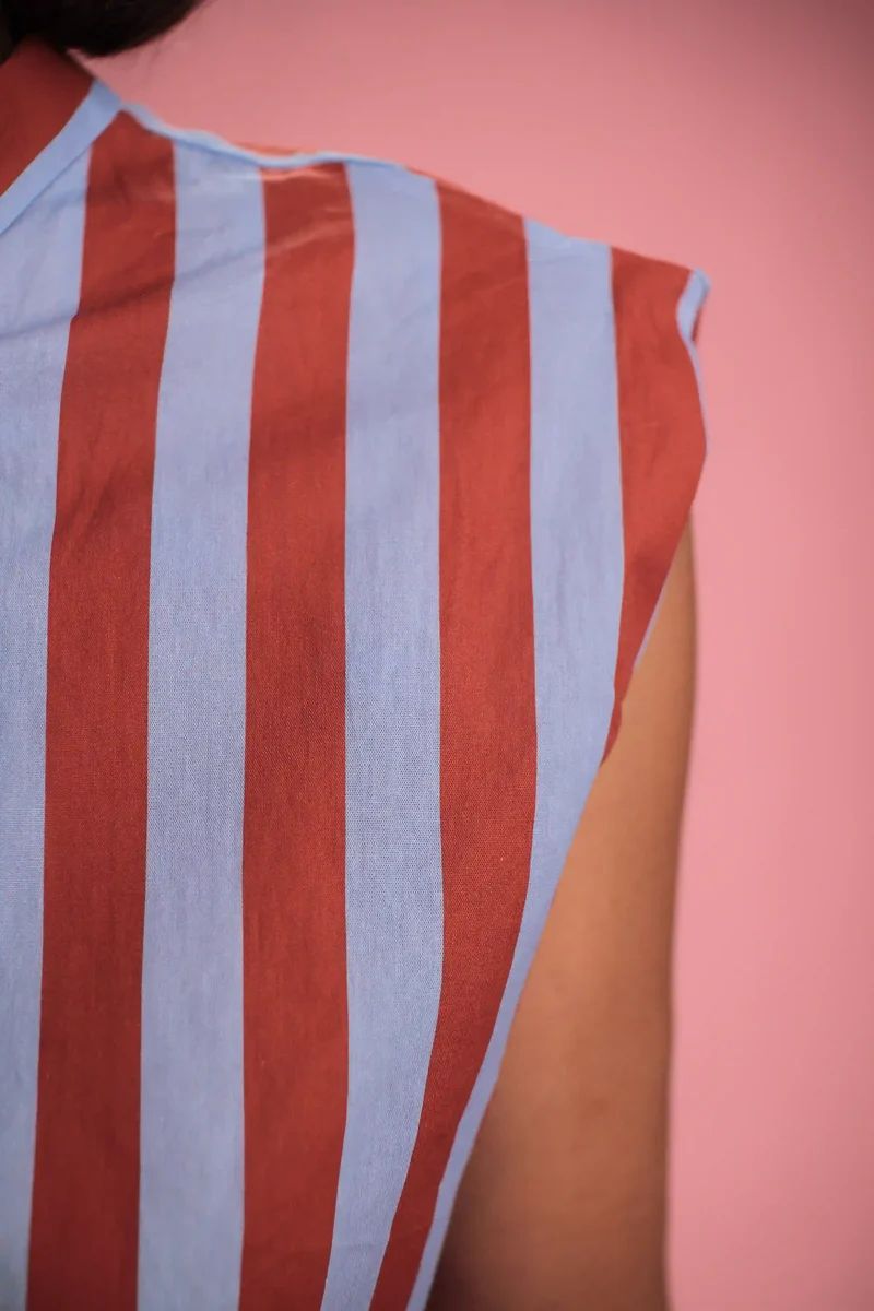Chemise Gulf sans manche rayée bleu/rouge