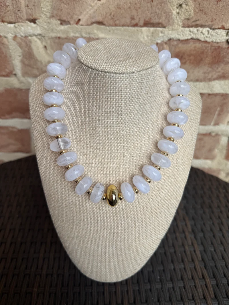 EVAN CREAM CHUNKY BEADED NECKLACE (LM-EVAN NECK)