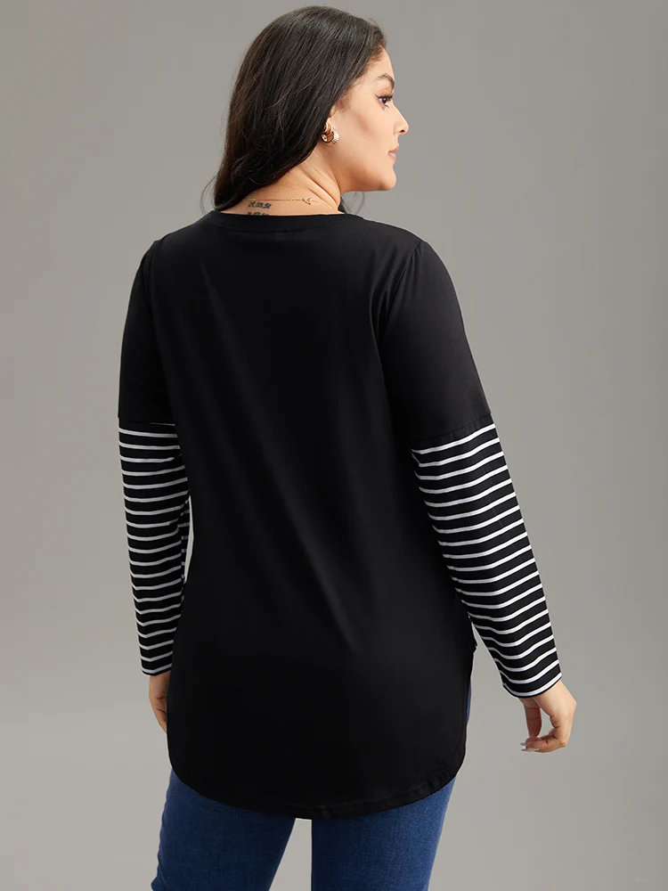 Striped Contrast Patched Pocket Arc Hem T-shirt