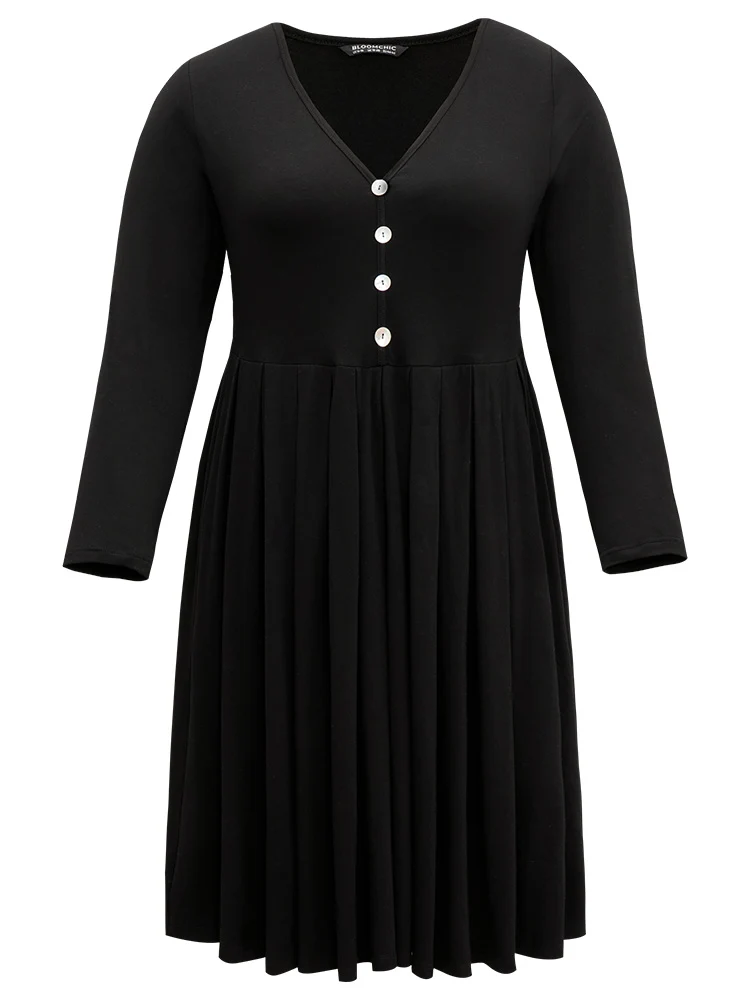 Cotton Solid Button Detail Pocket Pleated Dress