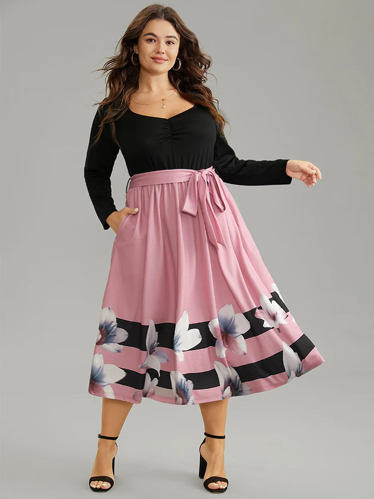 Floral Contrast Ruched Square Neck Belted Dress