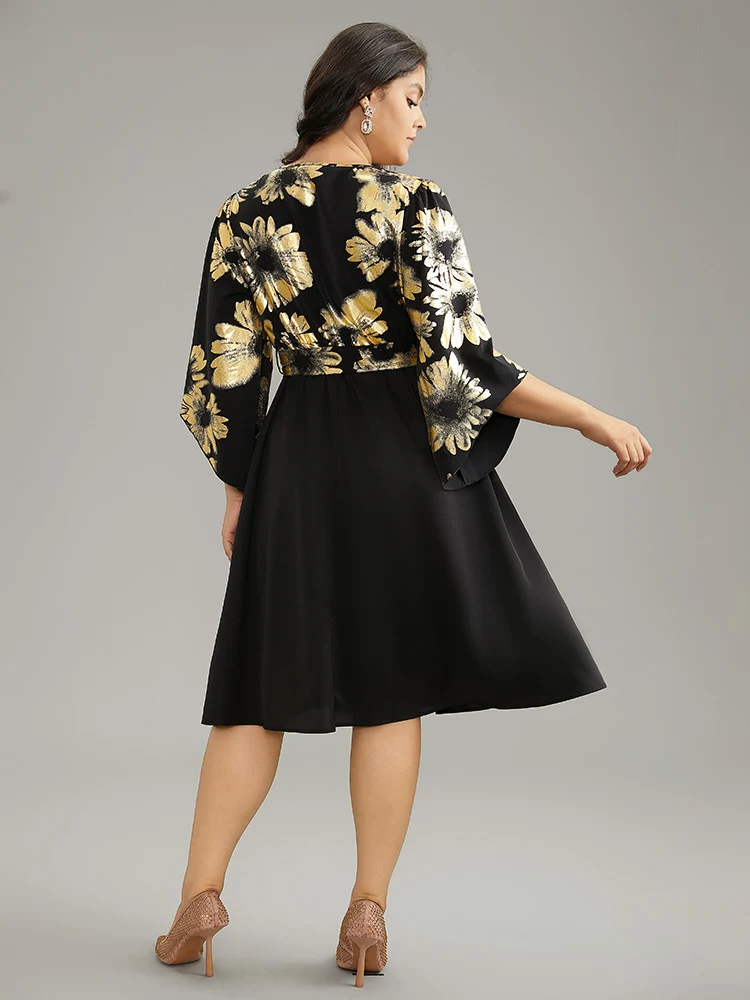 Floral Glitter Belted Keyhole Flutter Sleeve Dress