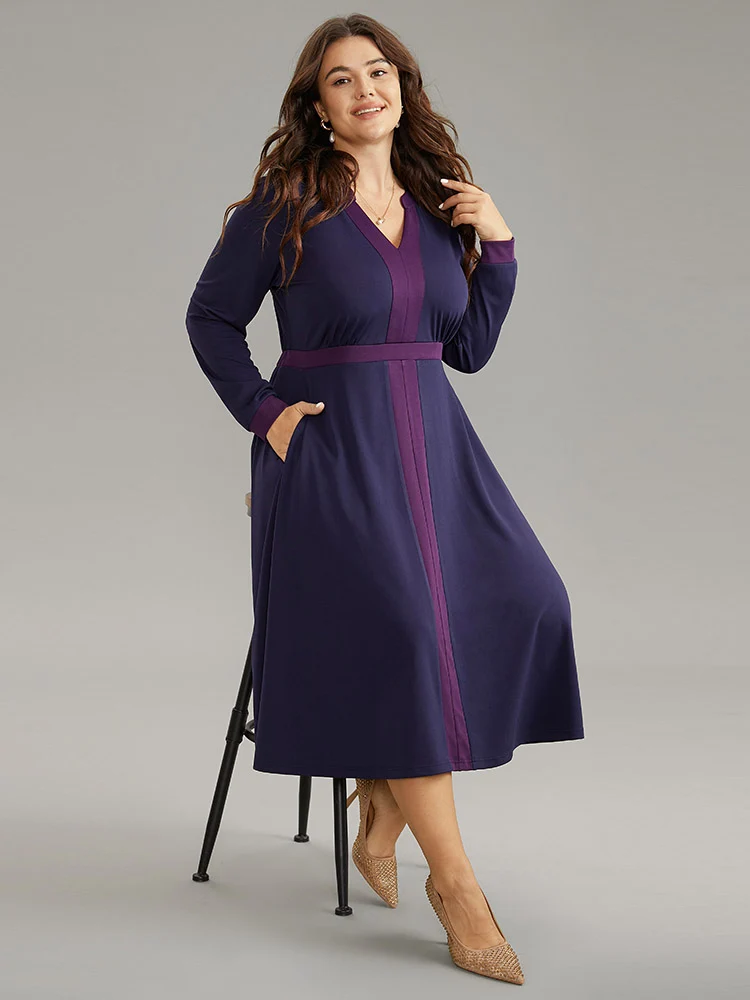 Contrast Notched Gathered Elastic Waist Dress