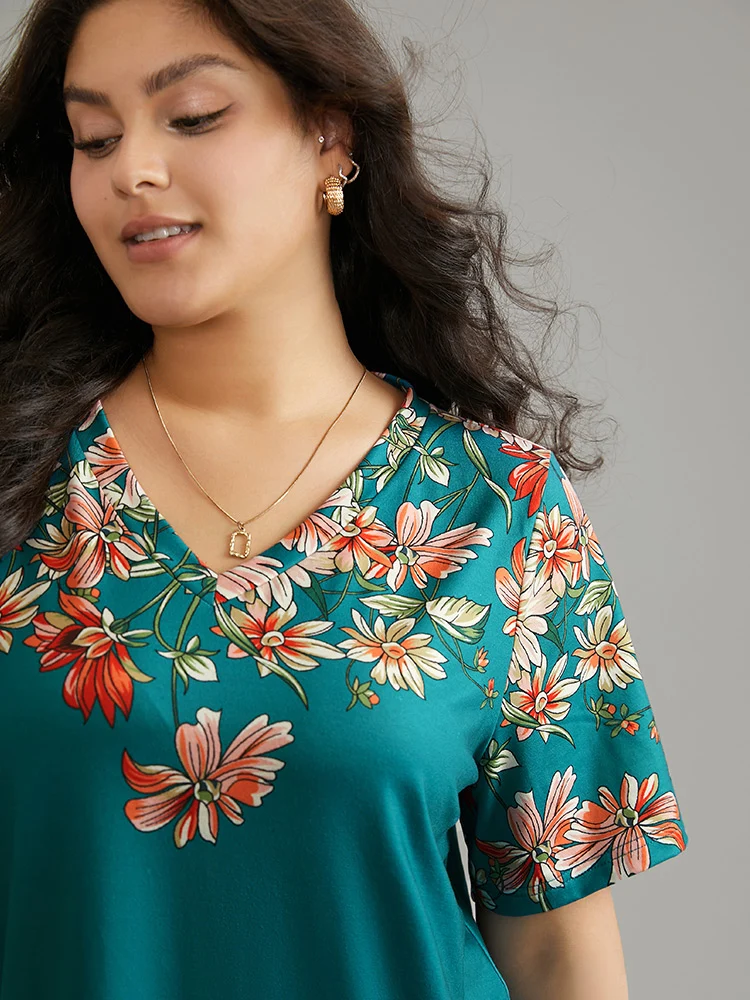 Contrast Floral Print V Neck T-shirt