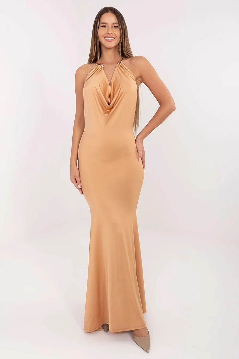 Robe de soirée dorée longue dos nu