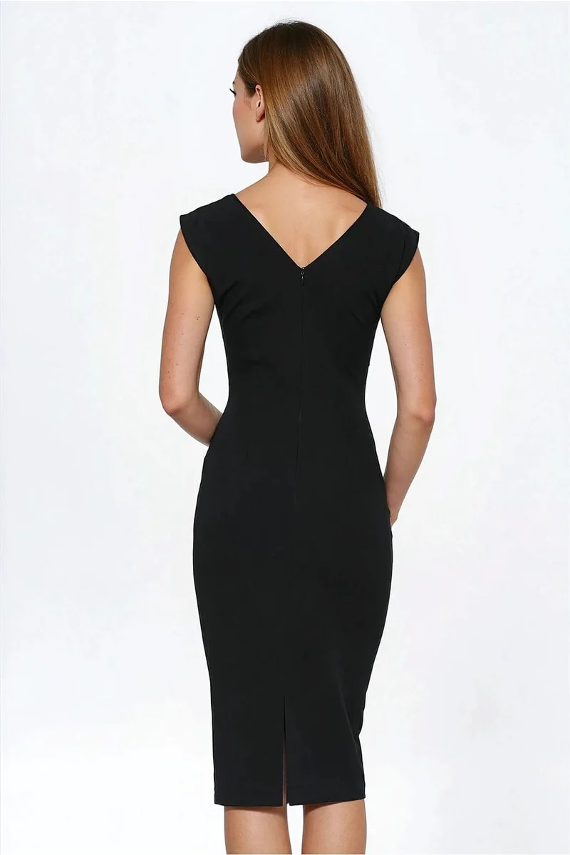 Robe de cocktail moulante noire midi