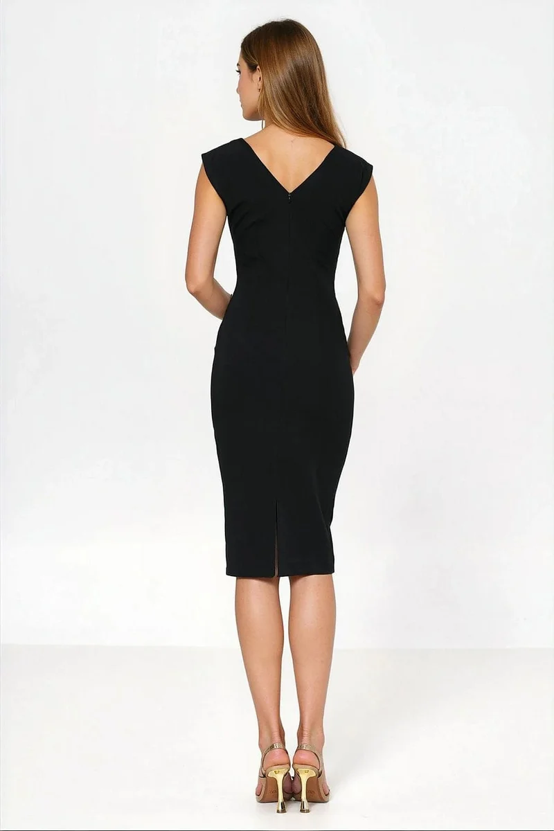 Robe de cocktail moulante noire midi
