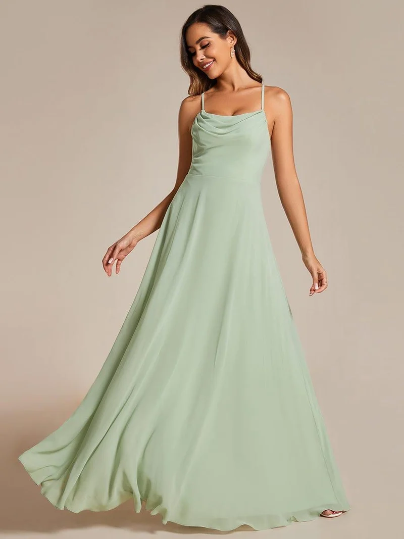 Robes de demoiselle d'honneur trapèze en mousseline de soie à bretelles spaghetti réglables