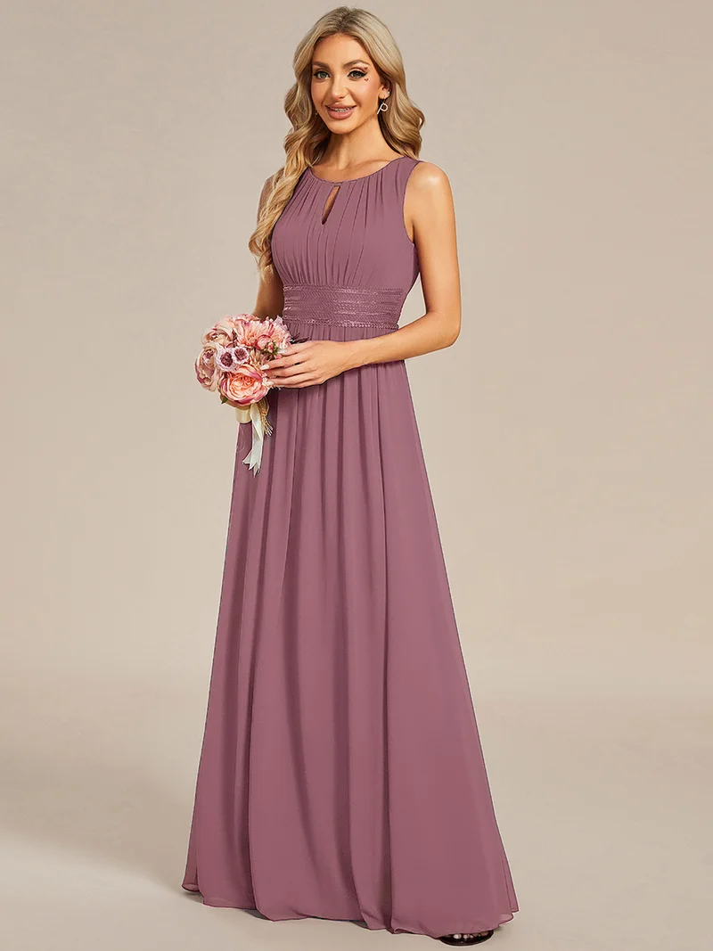 Robe De Demoiselle D'honneur Trapèze Simple Sans Manches En Mousseline Avec Détails Ajourés