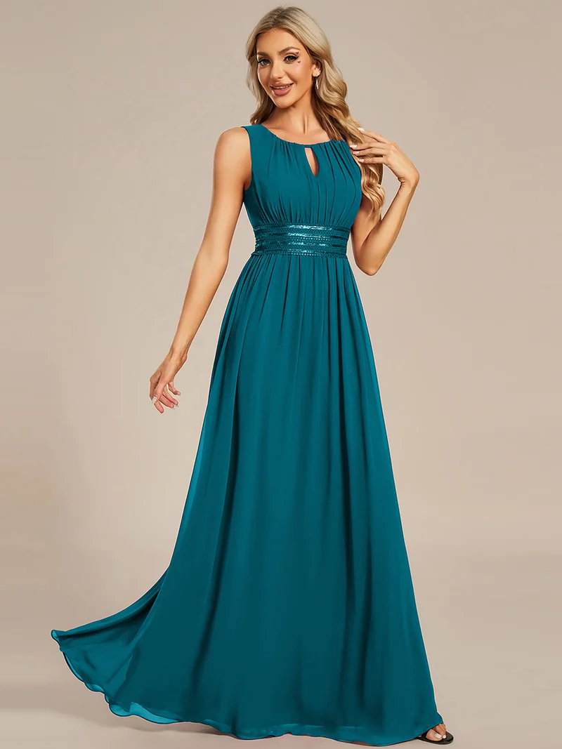 Robe De Demoiselle D'honneur Trapèze Simple Sans Manches En Mousseline Avec Détails Ajourés