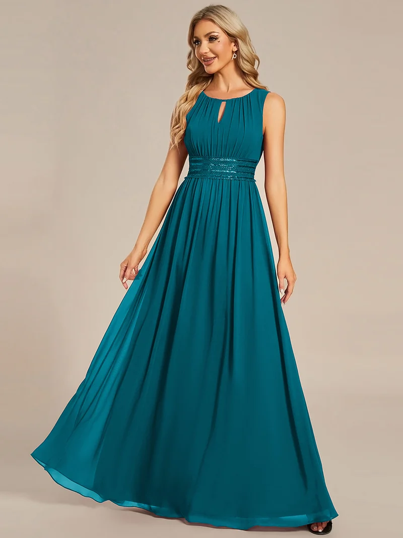 Robe De Demoiselle D'honneur Trapèze Simple Sans Manches En Mousseline Avec Détails Ajourés
