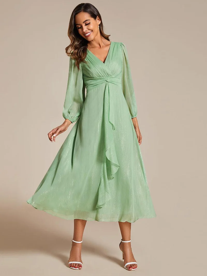 ever EMBER|Robe de soirée coupe trapèze scintillante à manches longues et avec col en V en mousseline de soie avec torsadé(Vente finale)