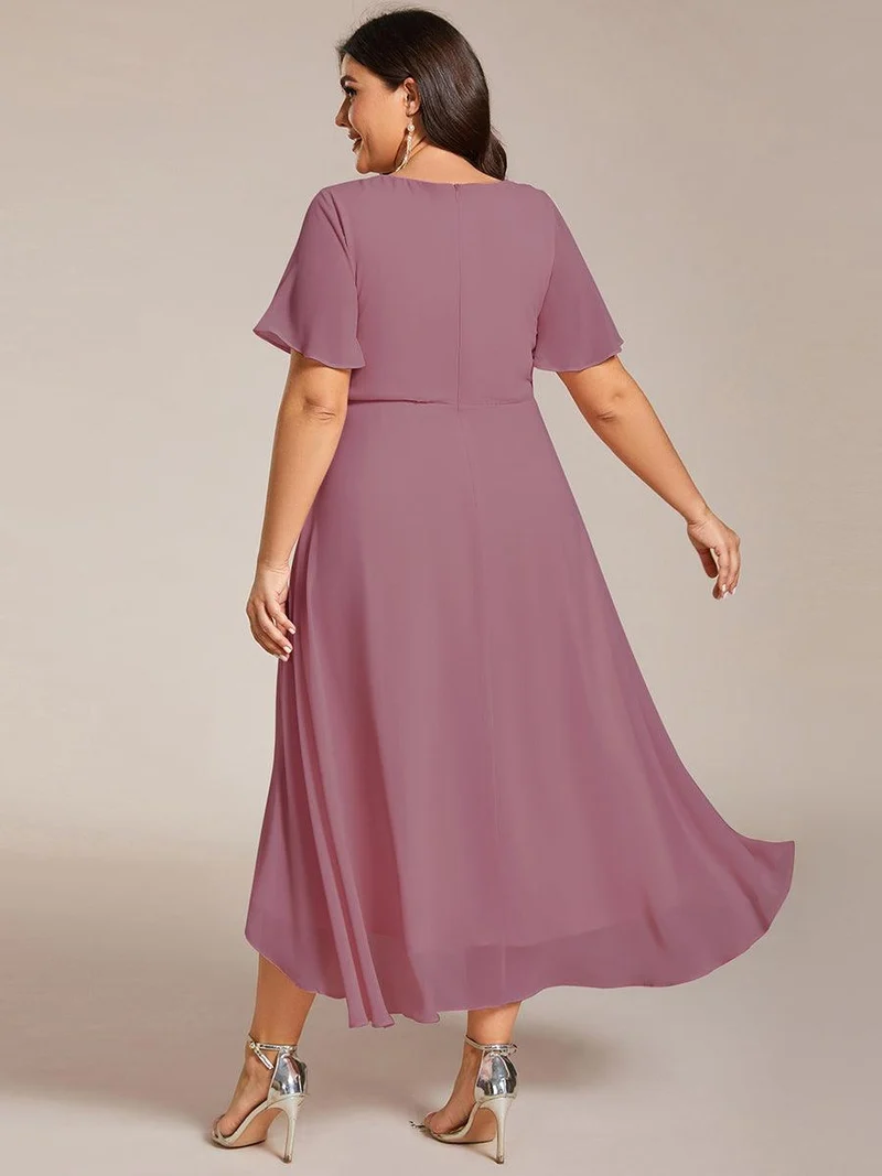 pretty LARK|Grande Taille Robe Dinvit De Mariage Mi-Longue Plisse En Mousseline De Soie Manches Courtes Et Col En V De