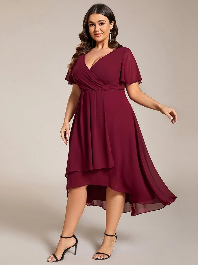 pretty LARK|Grande Taille Robe Dinvit De Mariage Mi-Longue Plisse En Mousseline De Soie Manches Courtes Et Col En V De