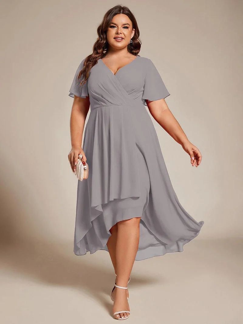 pretty LARK|Grande Taille Robe Dinvit De Mariage Mi-Longue Plisse En Mousseline De Soie Manches Courtes Et Col En V De