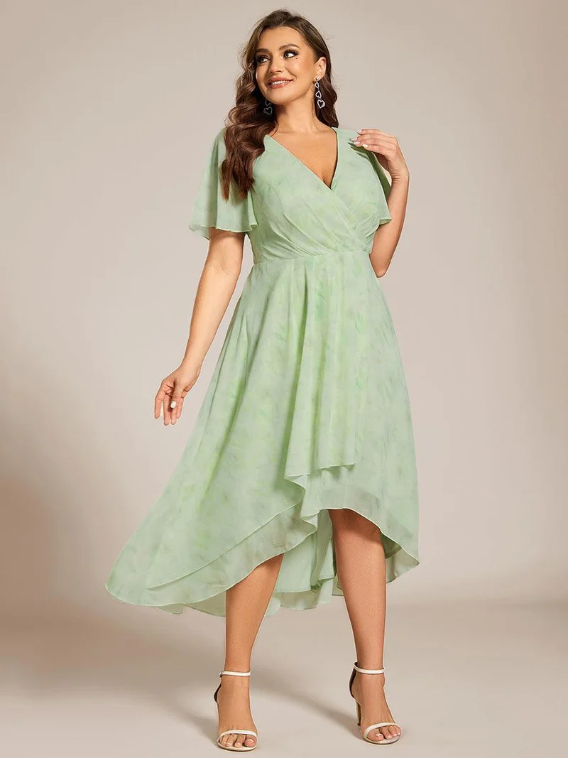 pretty LARK|Grande Taille Robe Dinvit De Mariage Mi-Longue Plisse En Mousseline De Soie Manches Courtes Et Col En V De