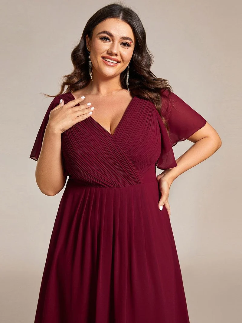 pretty FAYE|Robe d'invité de mariage grande taille chic à col en V