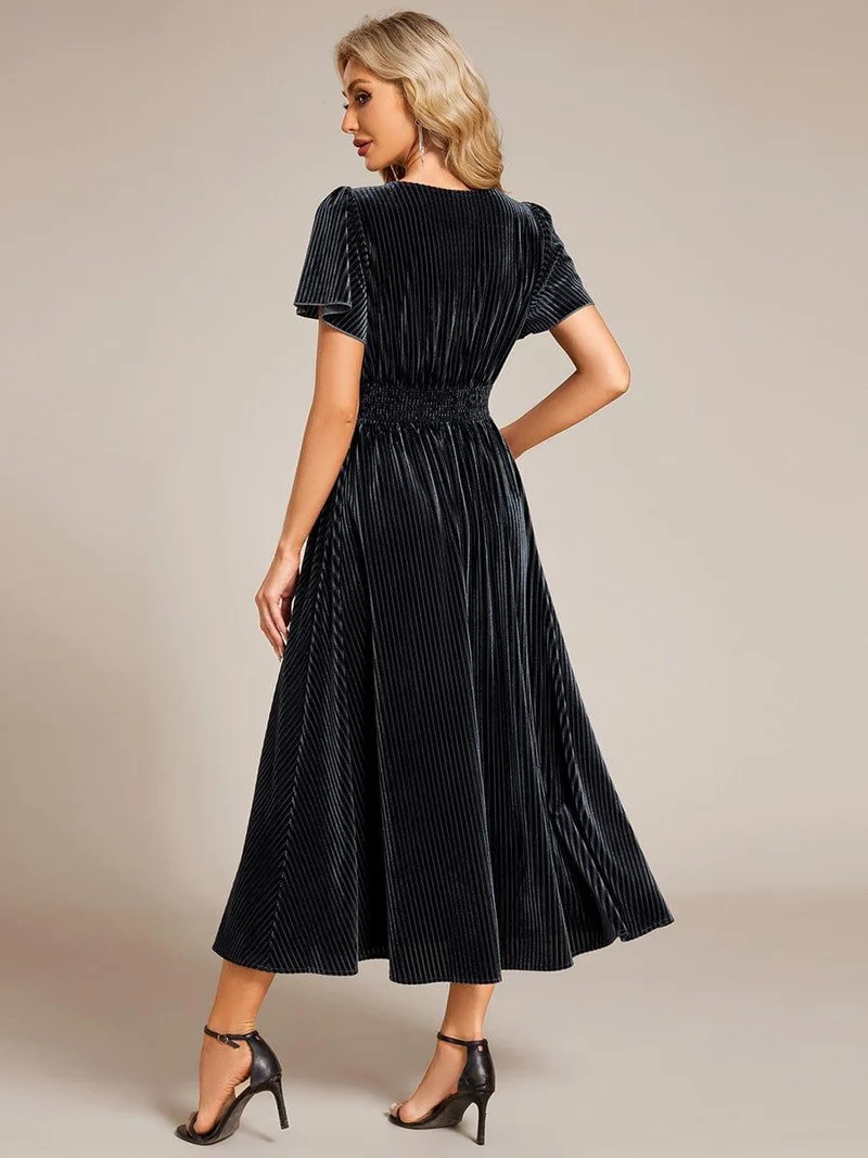 ever AZALEA|Robe invitée mariage mi-longue en velours d'automne à manches courtes et col en V gracieux