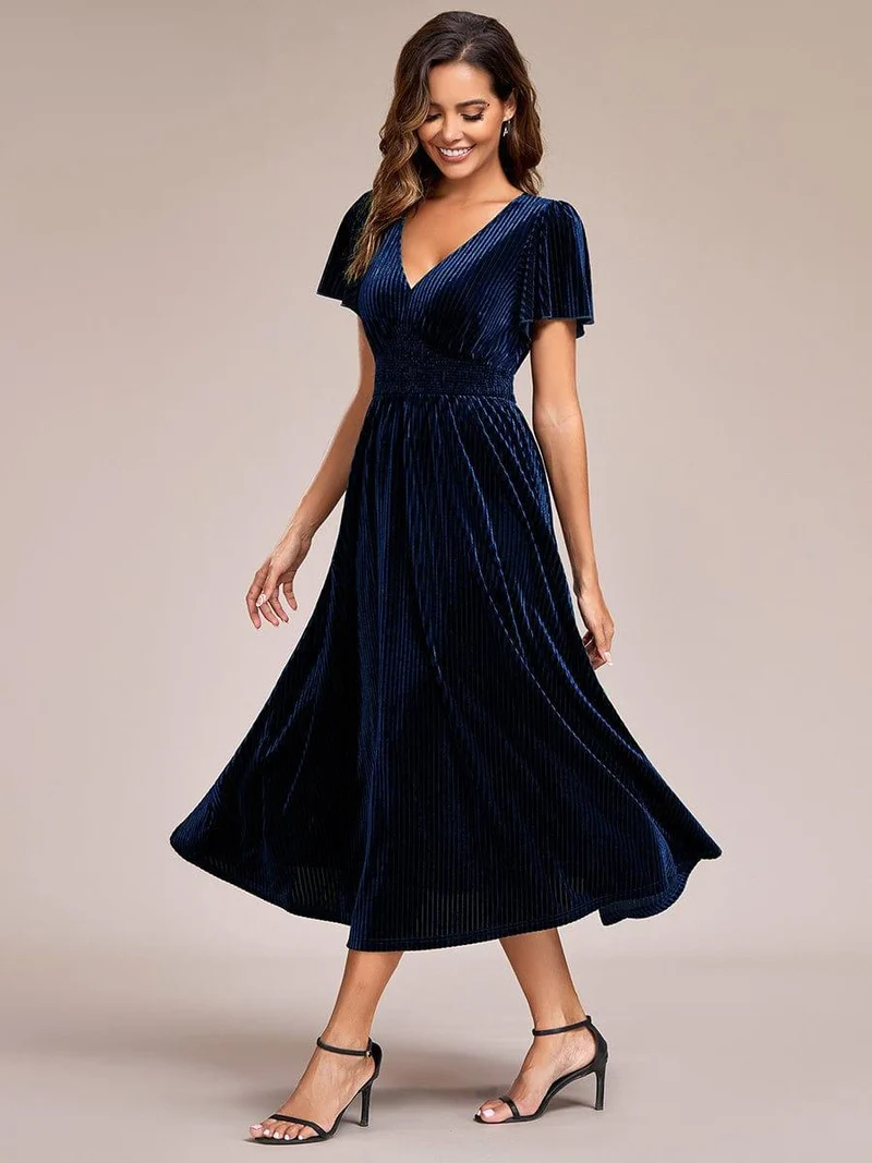 ever AZALEA|Robe invitée mariage mi-longue en velours d'automne à manches courtes et col en V gracieux