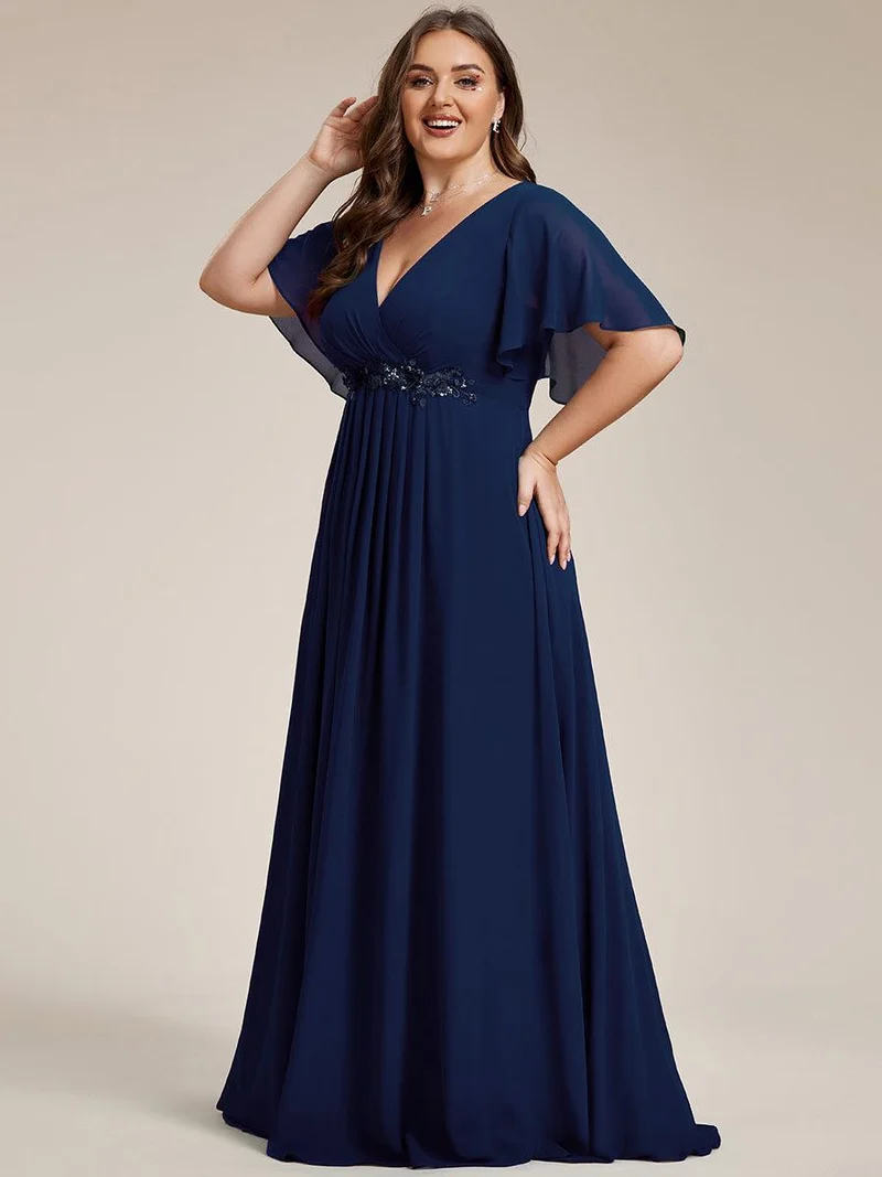 pretty IVYROSE|Robe longue en mousseline avec manches volantées et détails en appliqué