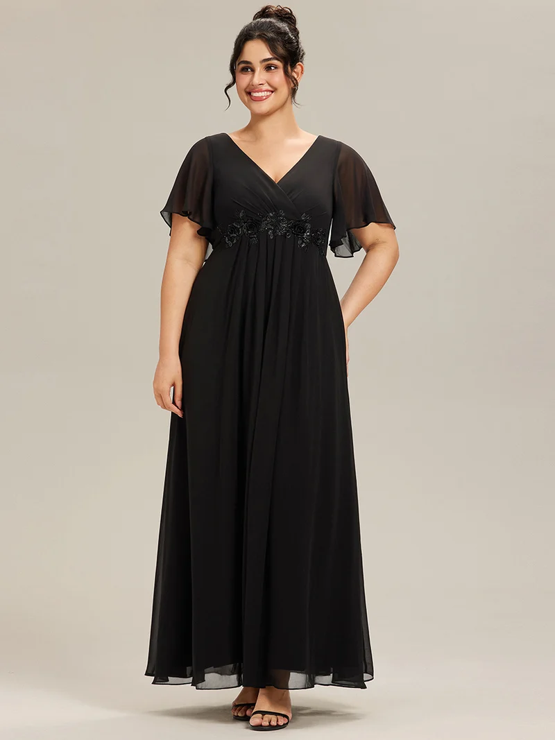 pretty IVYROSE|Robe longue en mousseline avec manches volantées et détails en appliqué