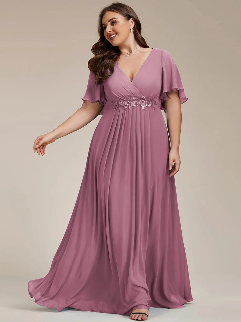 pretty IVYROSE|Robe longue en mousseline avec manches volantées et détails en appliqué