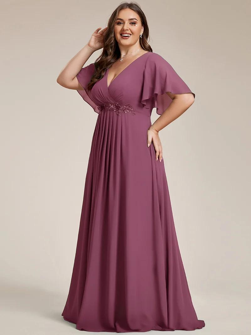 pretty IVYROSE|Robe longue en mousseline avec manches volantées et détails en appliqué