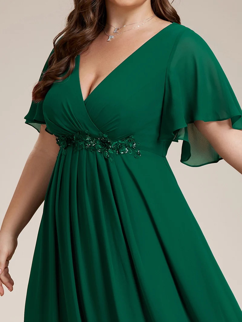 pretty IVYROSE|Robe longue en mousseline avec manches volantées et détails en appliqué