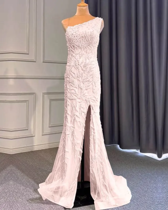 Robe de bal sirène élégante violet clair à une épaule, ornée de perles et de volants