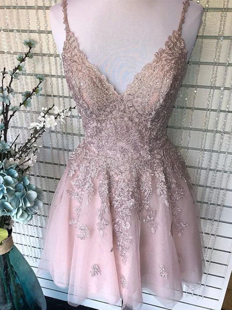 Robe de bal élégante en dentelle rose à col en V et coupe trapèze : dos nu, formelle, remise de diplôme, retour à la maison