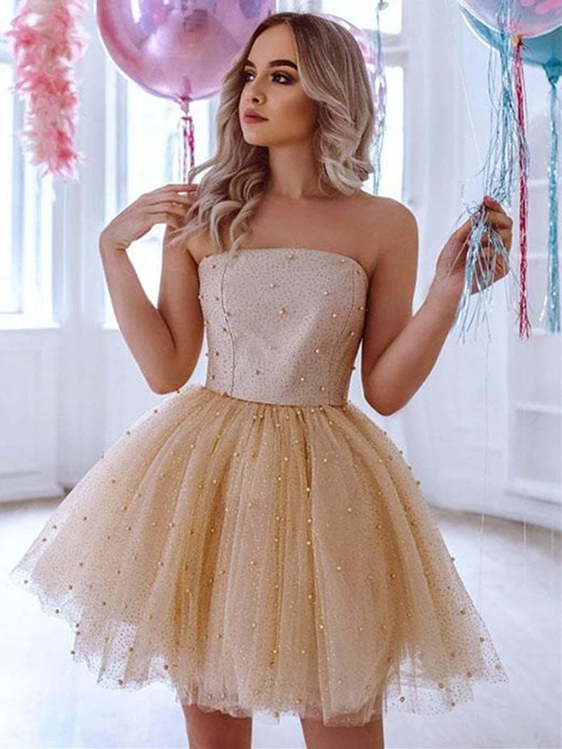 Robe de bal courte élégante en tulle champagne perlé pour les fêtes de fin d'études