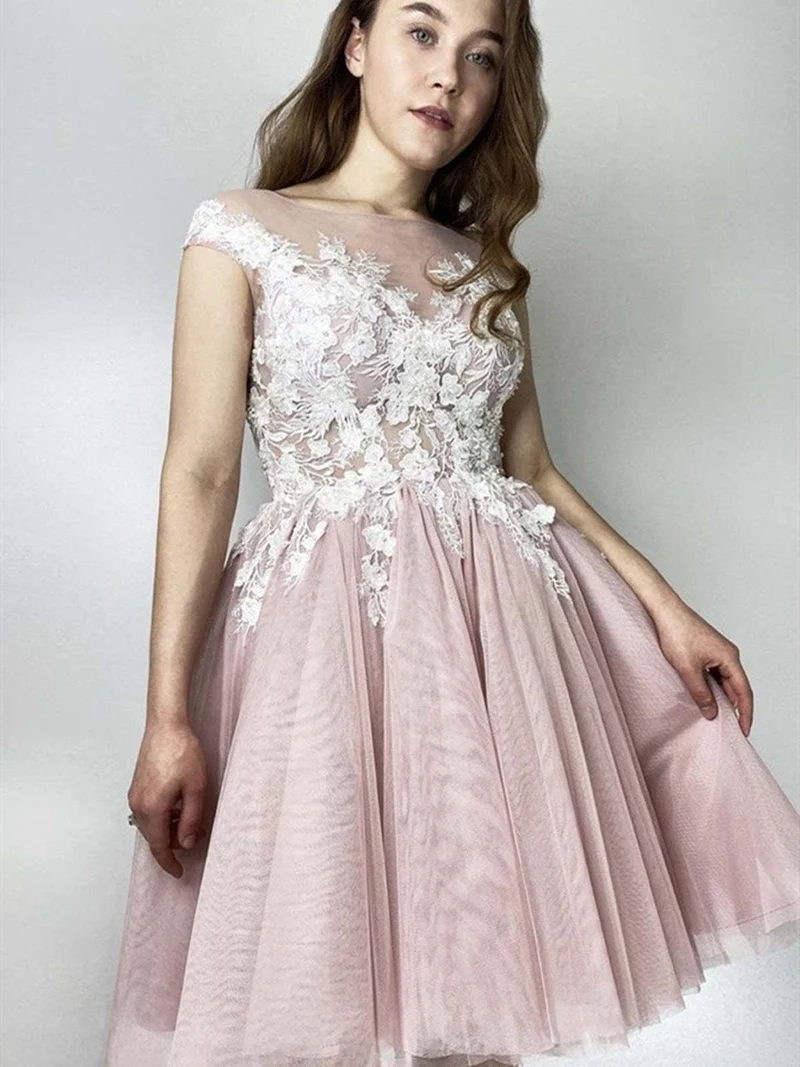 Robe de bal élégante en dentelle rose, manches courtes, col rond, robe de soirée courte
