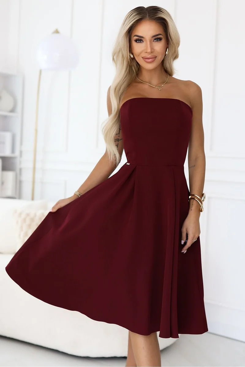 Robe bustier bordeaux évasée