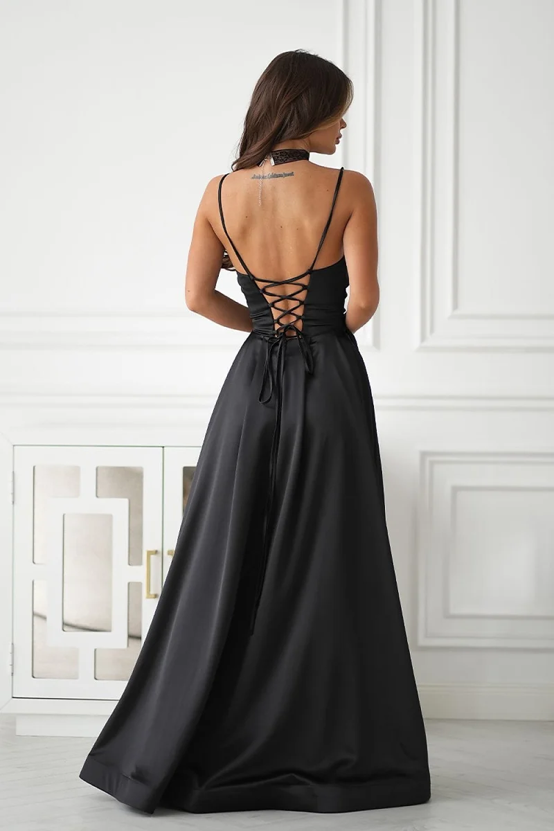 Robe de soirée longue fendue noire satinée