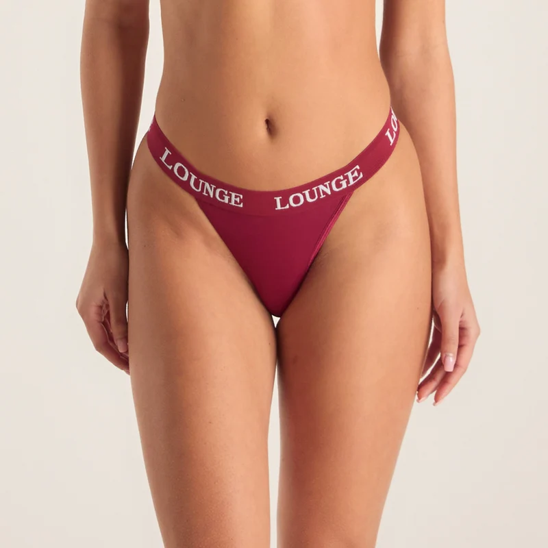Bamboo Triangle String - Bordeaux