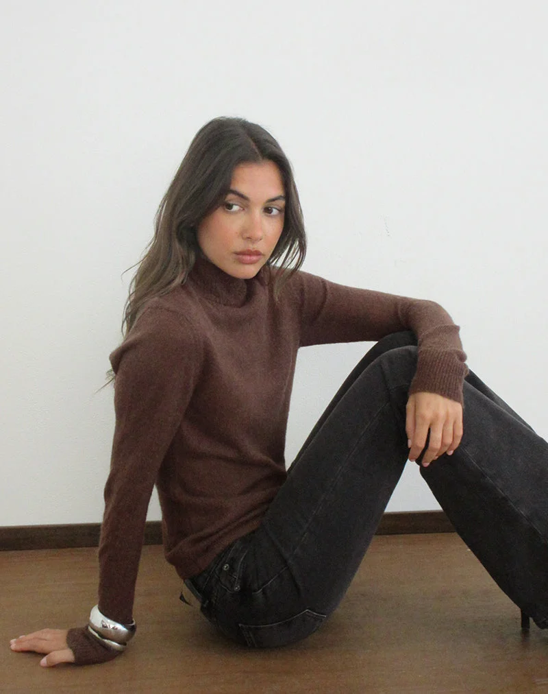 Haut à manches longues Soha en maille transparente, couleur chocolat noir