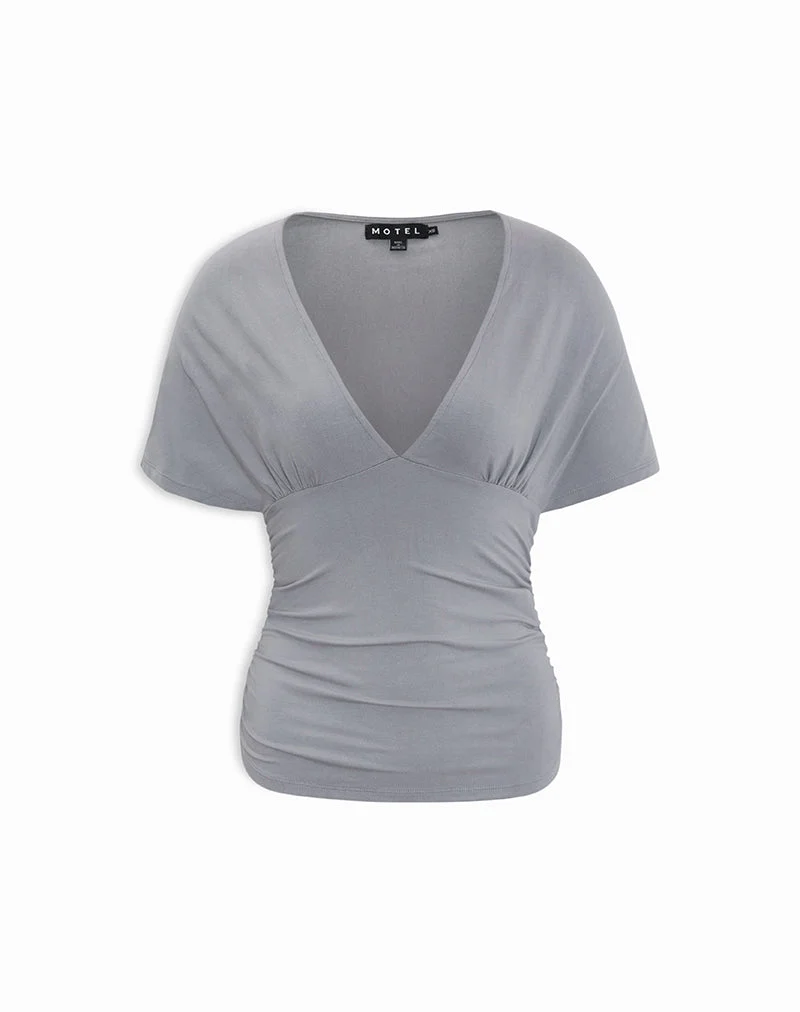 Haut « Batwing » à encolure plongeante Osari, en jersey gris