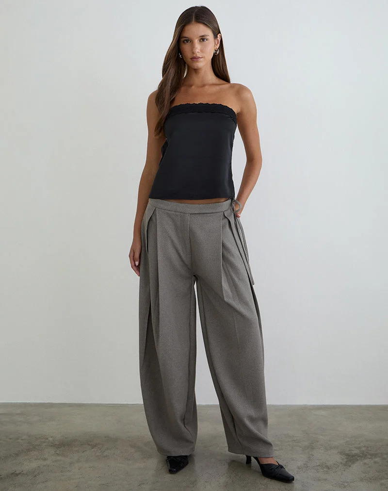 Haut bandeau Minae avec bordure en dentelle, en satin noir