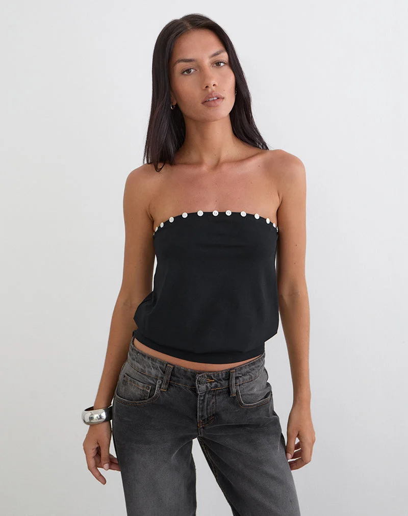 Hagar Top en noir avec bordure de boutons en perle